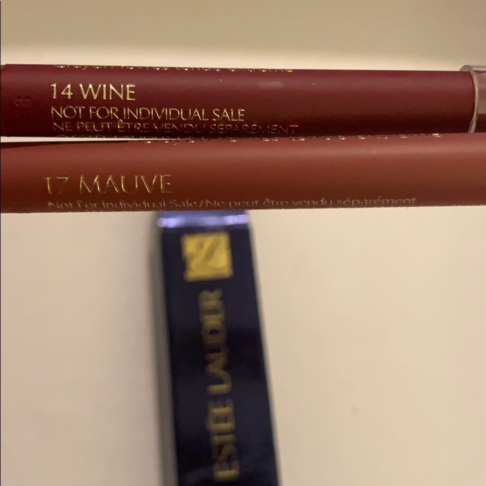 Estée Lauder DOUBLE WEAR lip liner